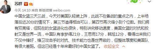 家毅（付辛博 饰）只是一介小小演员助理，却老是装的一副了不得的模样，但是，他的假装却经常会被旁人绝不客套的拆穿，是以而闹出了很多的笑话。张杨（彭宇 饰）最崇敬的偶像就是年夜名鼎鼎的乔布斯，但是，他的抱负倒是成为一位及格的二B青年，为此，张杨不吝整天研读他的秘笈盛典《2B青年的自我涵养》。 奋斗（蒲巴甲 饰）固然生的身强体壮，仍是一位拳击陪练锻练，但他的个性倒是和外表绝不相等的内向木讷。丽川（夏梓桐 饰）是一位还没有熬到出头之日的小作家，固然屡遭挫折却从未抛却过本身的抱负。在4楼B座内，四名各有所长的男女成了室友，开启了一段有笑有泪的路程。